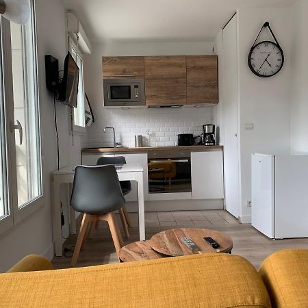 Beautiful Studio Located South Of Paris 부르그-라-레인느 외부 사진